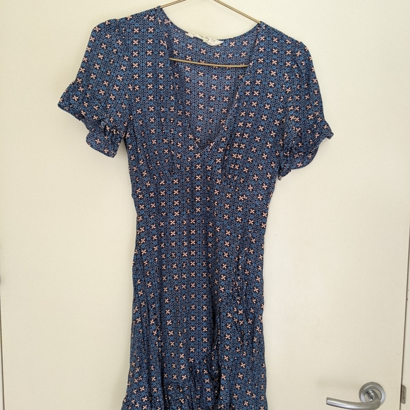 Tigerlily Size 8 Dress - Picture 5 of 7